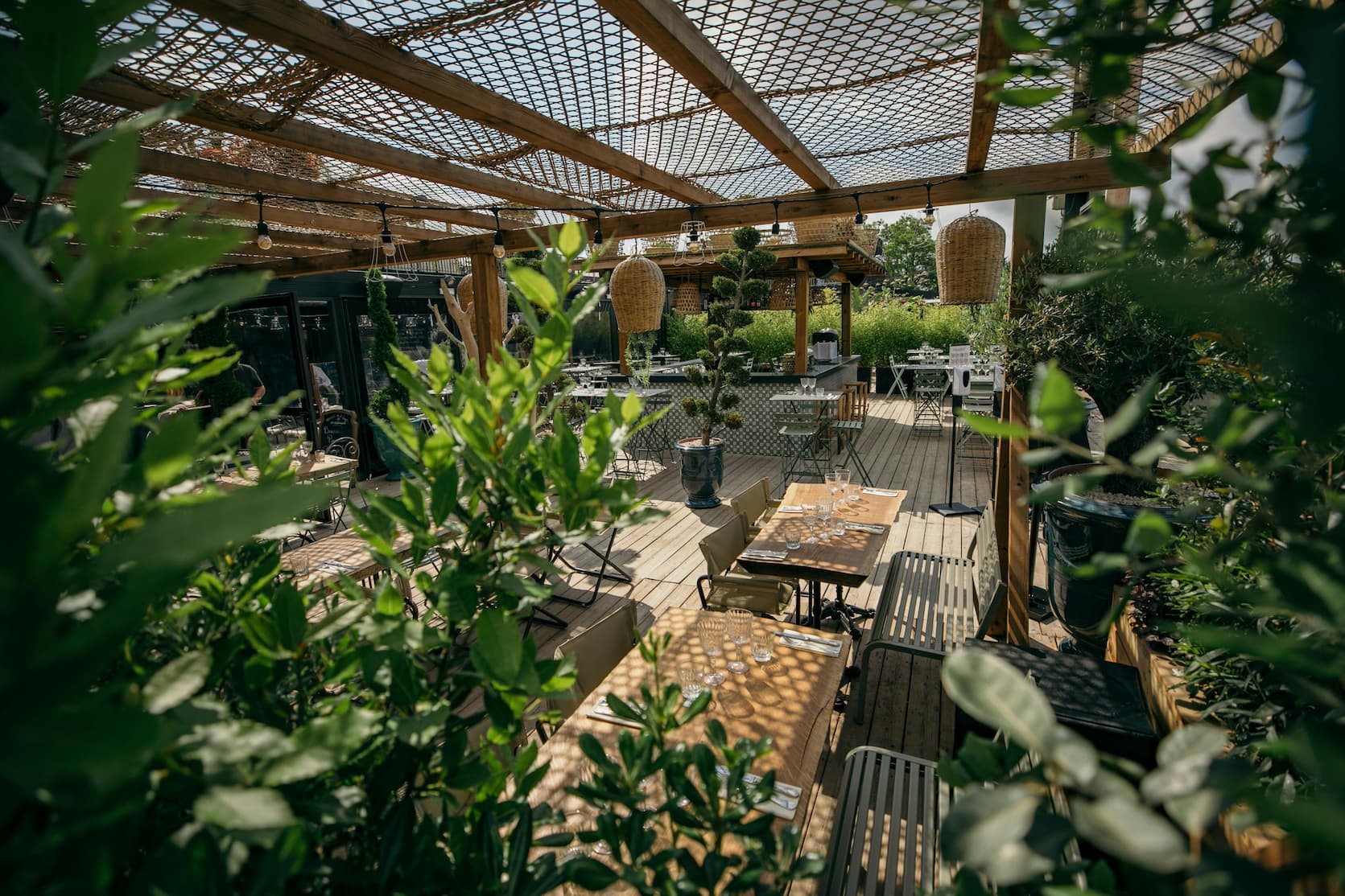 Lunchrestaurang med uteservering i Stockholm